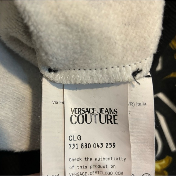 COPY - Versace Gold Hibiscus Logo Sweatshirt 🔥 - Picture 5 of 6